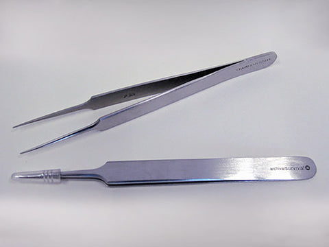 Tweezers